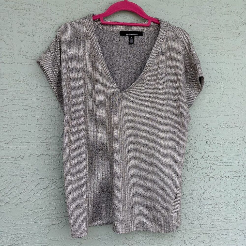 White House Black Market Women's Gray V-Neck Short Sleeve Blouse L